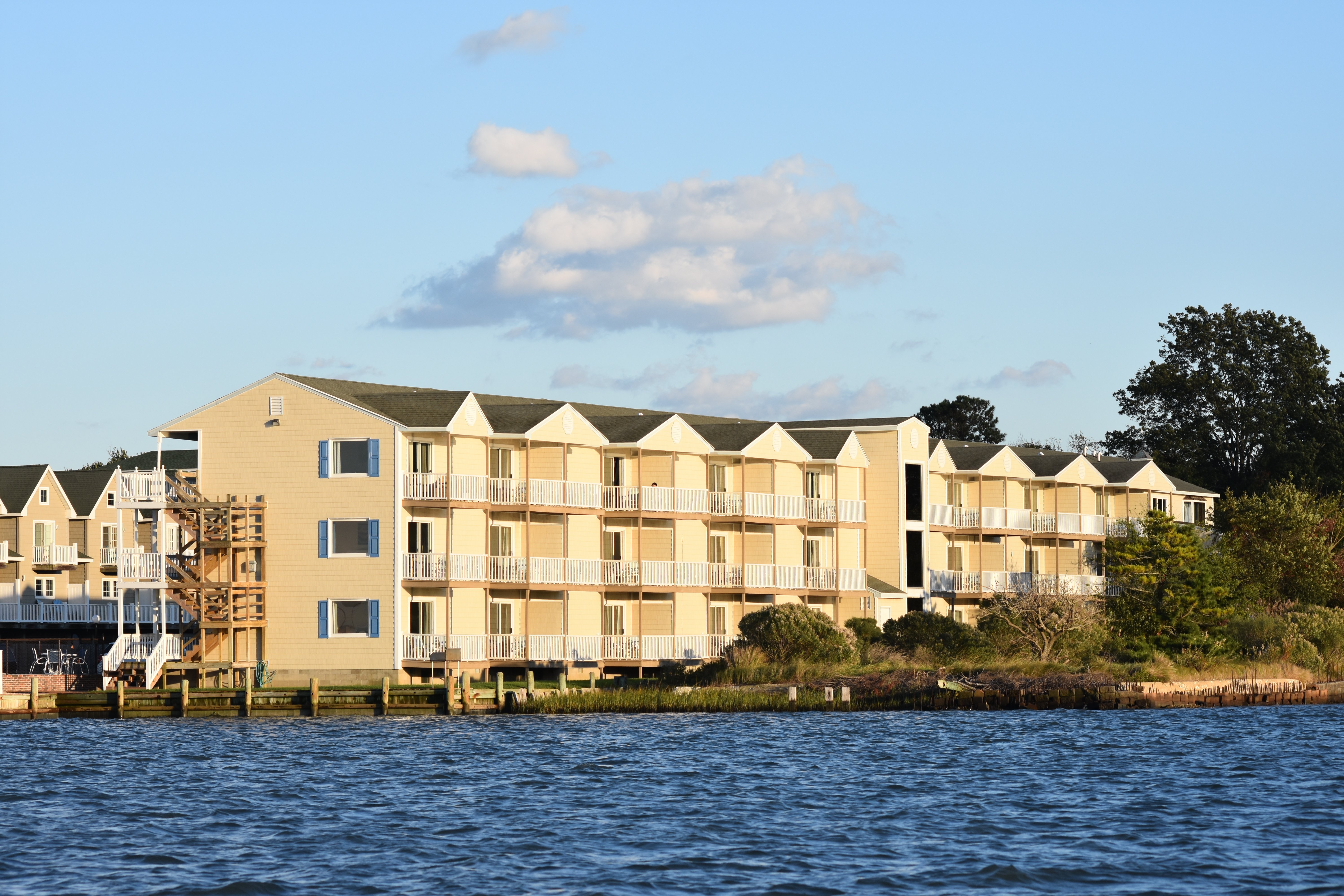 Waterside Inn-官方