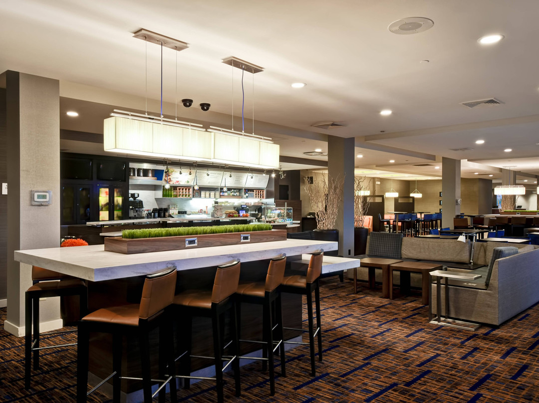 海恩尼斯科德角万怡酒店主图