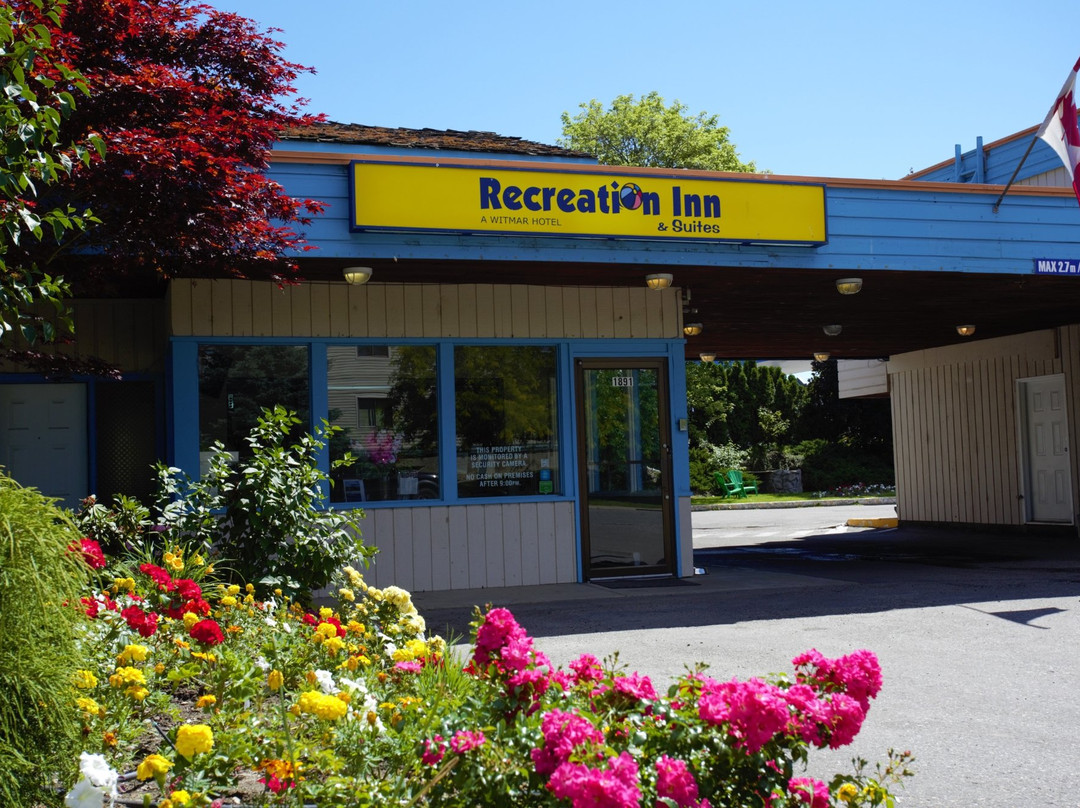 The Recreation Inn & Suites