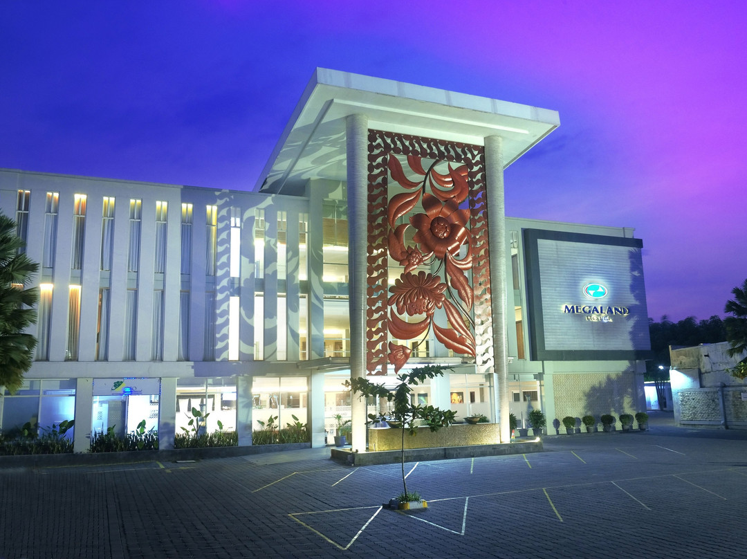 Megaland Hotel Solo