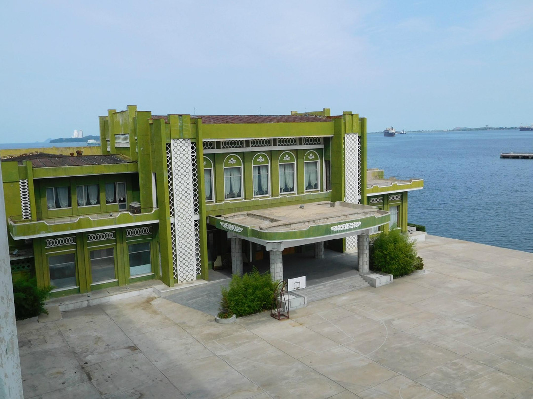 Songdowon Tourist Hotel