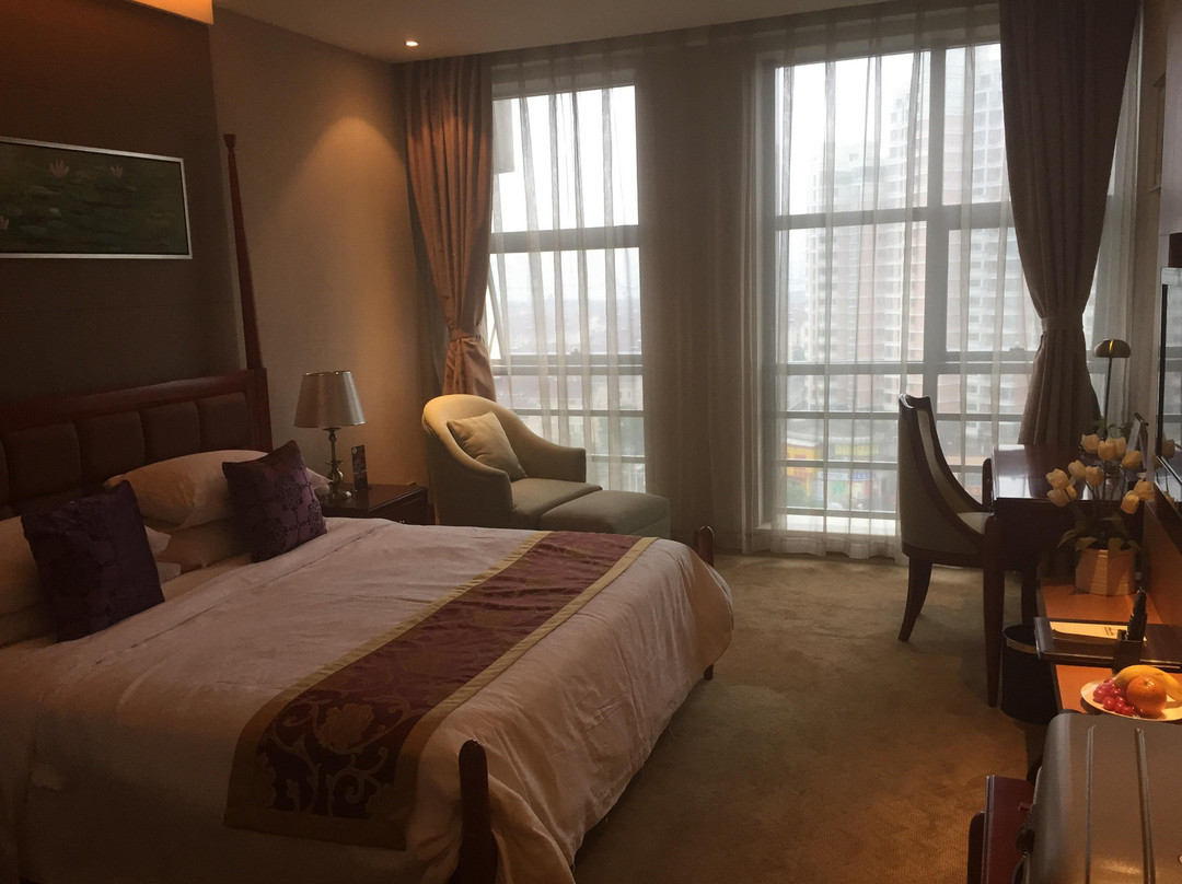 和颐至格酒店(苏州金鸡湖博览中心店)主图