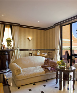 吉亚巴利奥尼大酒店酒店图片