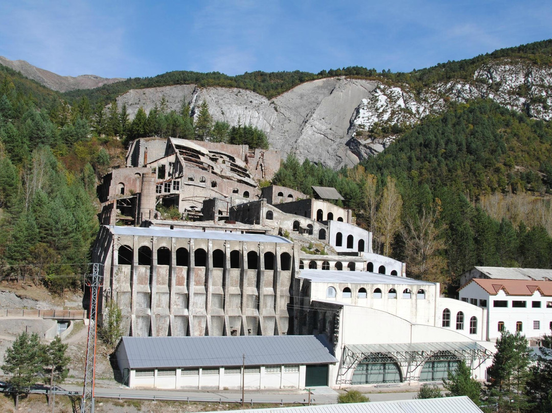 Museu del Ciment de Castellar de n'Hug景点图片