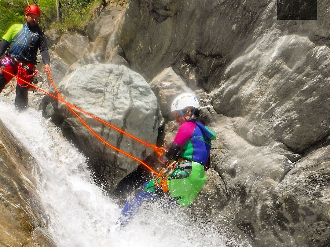 Canyoning Valle D'Aosta-Champdepraz必去景点