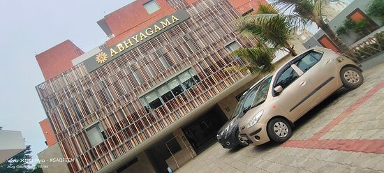 Abhyagama Hotel主图