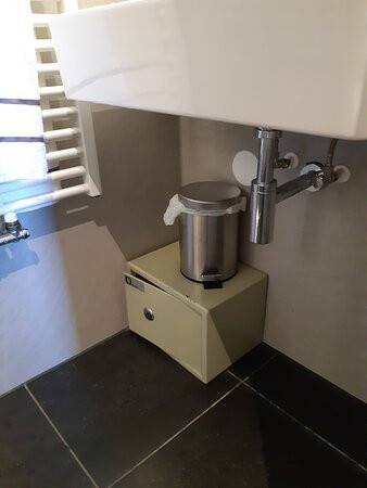 阿诺努餐厅酒店主图