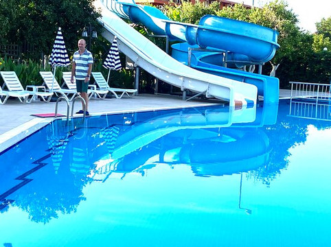 Belpoint Beach Hotel主图