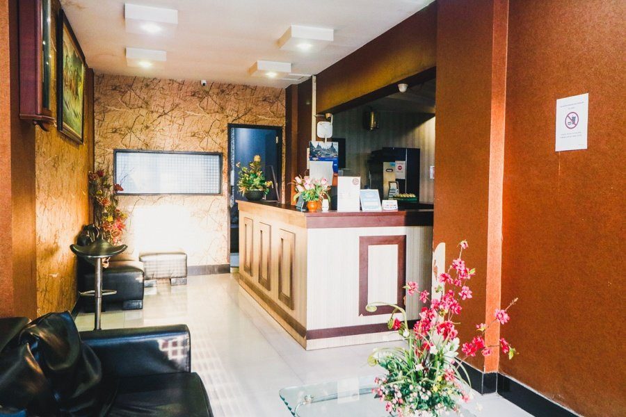 RedDoorz Plus near Mall Panakkukang 2主图