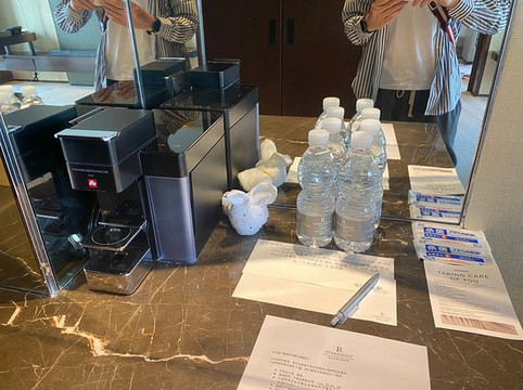 南京华泰万丽酒店主图