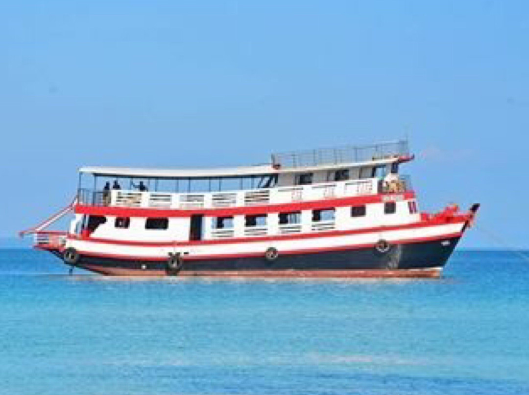The Islander Boat Tour景点图片