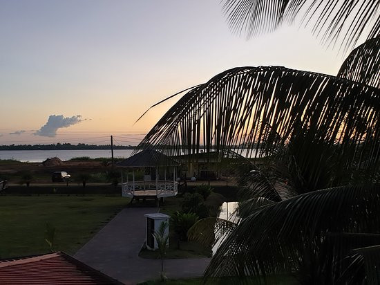 皇家托拉里卡酒店主图