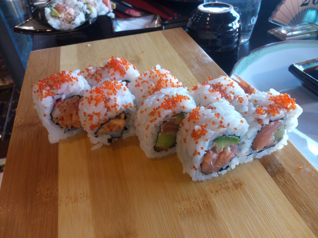 坎波桑皮耶罗餐馆和美食-Young Sushi Di Wu Zongai