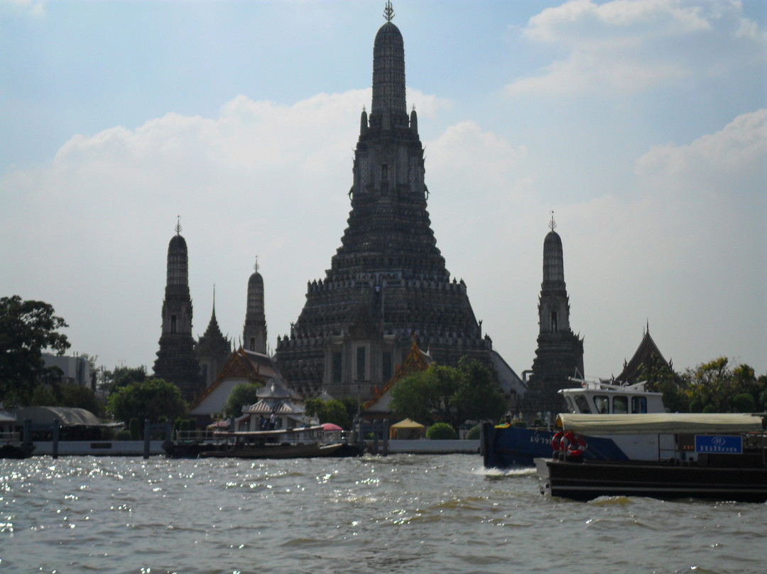 Chao Phraya Express Boat-曼谷必去景点