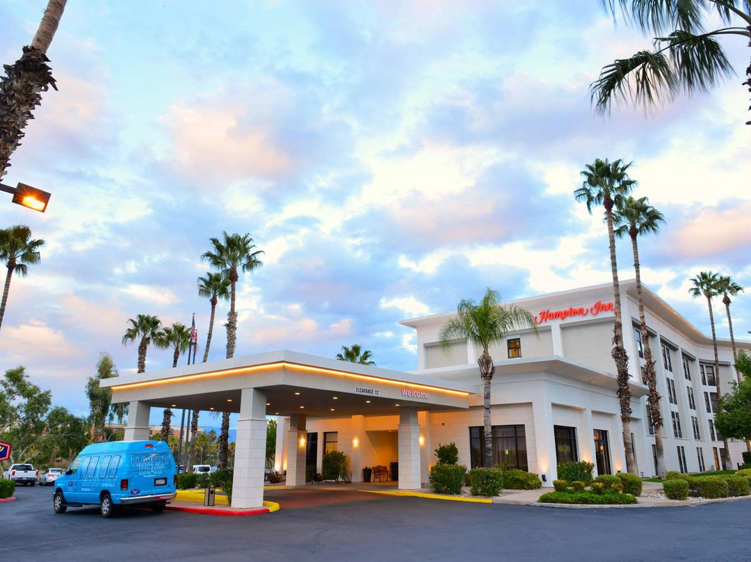 Hampton Inn Tucson-Airport主图