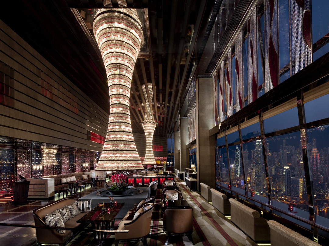 The Lounge & Bar