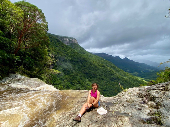 Cascata da Pedra Branca-Tres Forquilhas必去景点