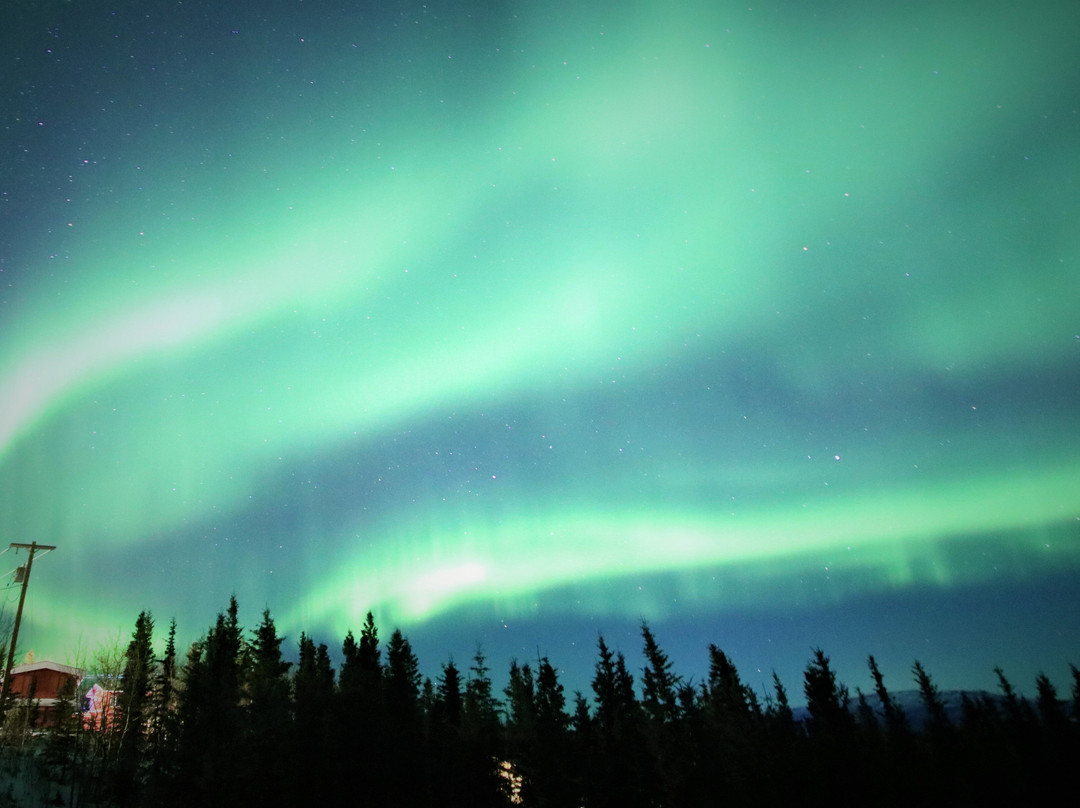 德那利湖景客栈主图