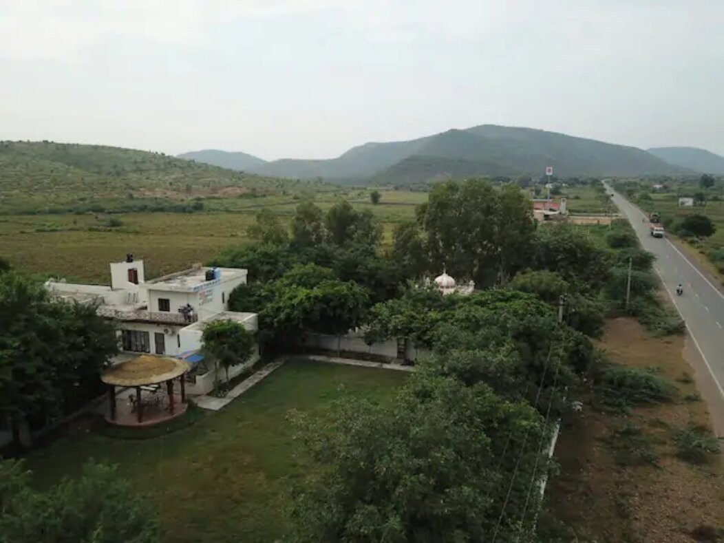 Break Point Farm主图