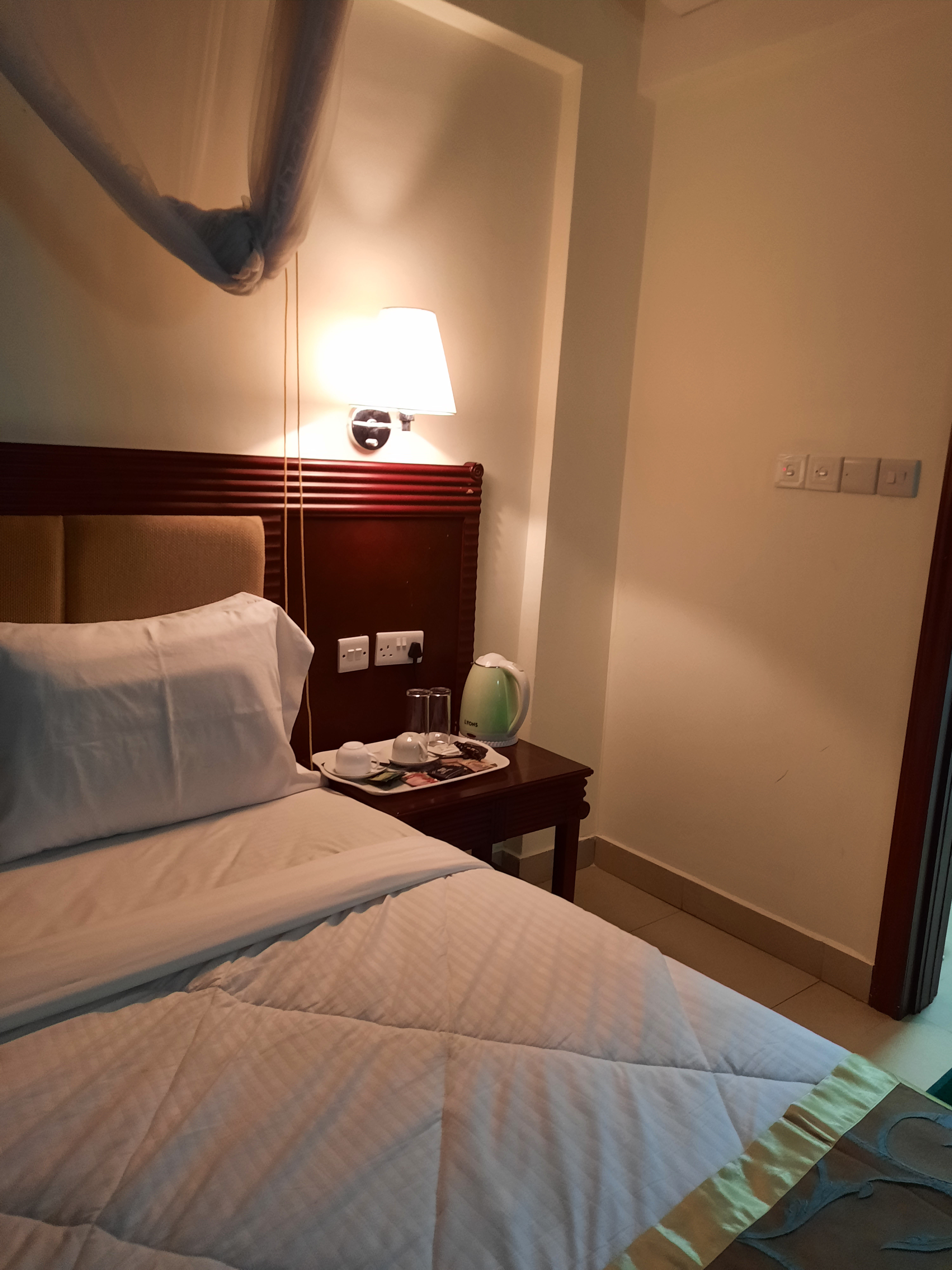 Luwa Evergreen Hotel-portrait