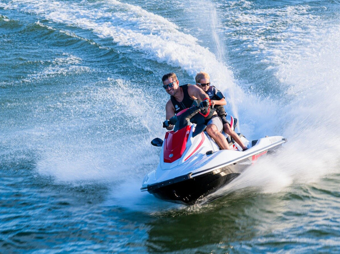 Jet Ski Safari Plymouth-普利茅斯必去景点