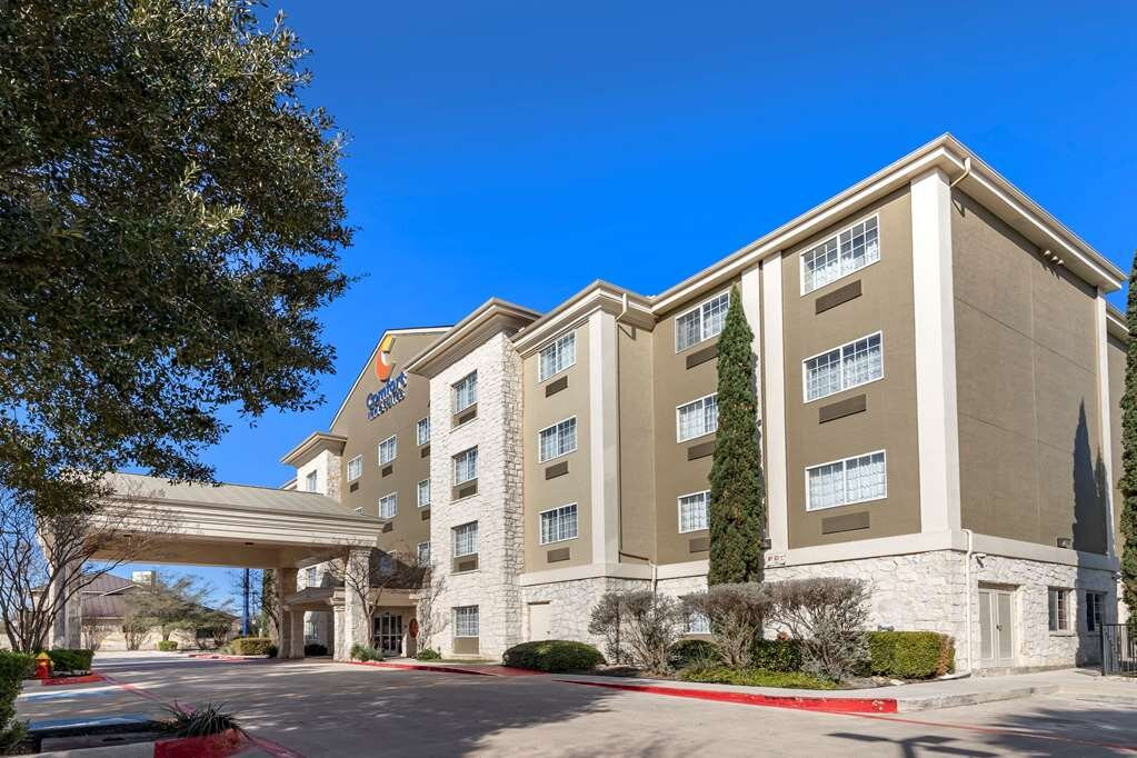 Comfort Inn & Suites Texas Hill Country主图