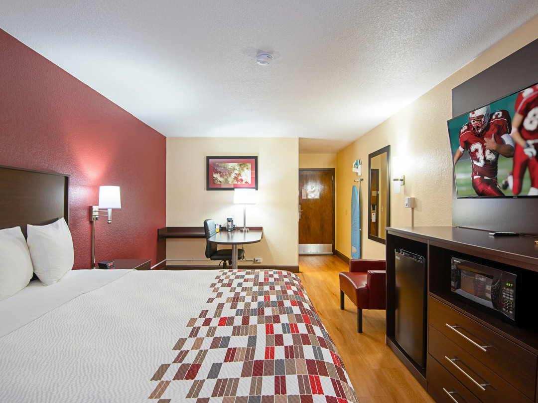 Red Roof Inn Cameron主图