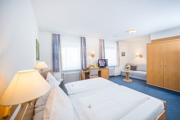 Hotel Pfauen Garni主图