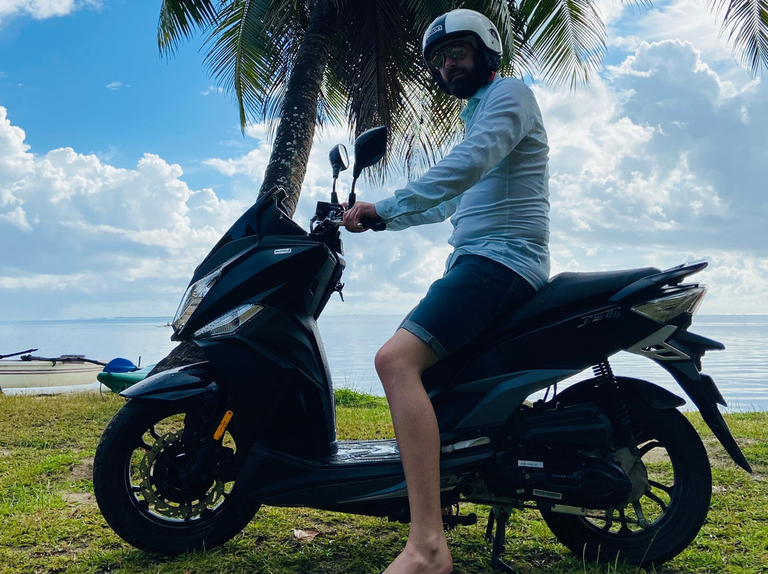 Moorea Scooter-莫雷阿岛必去景点