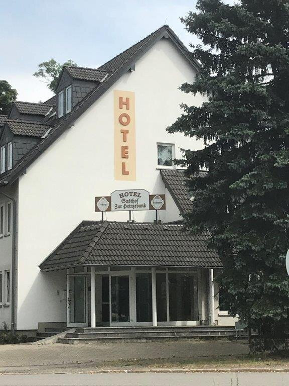 黑兹班克酒店主图