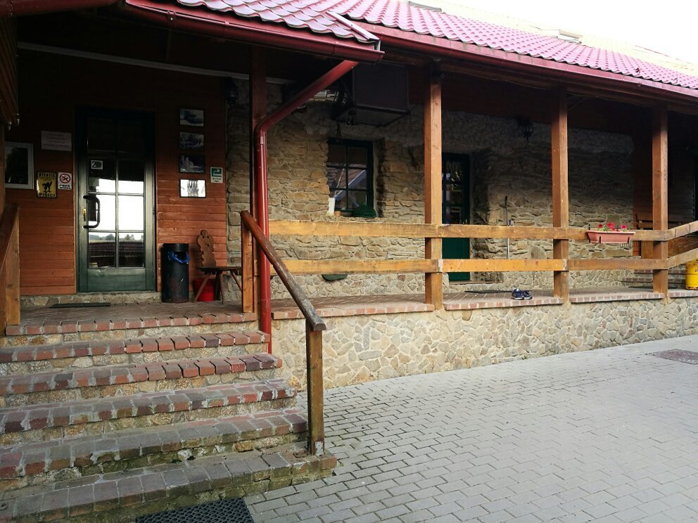 EnduRoMania Guesthouse主图