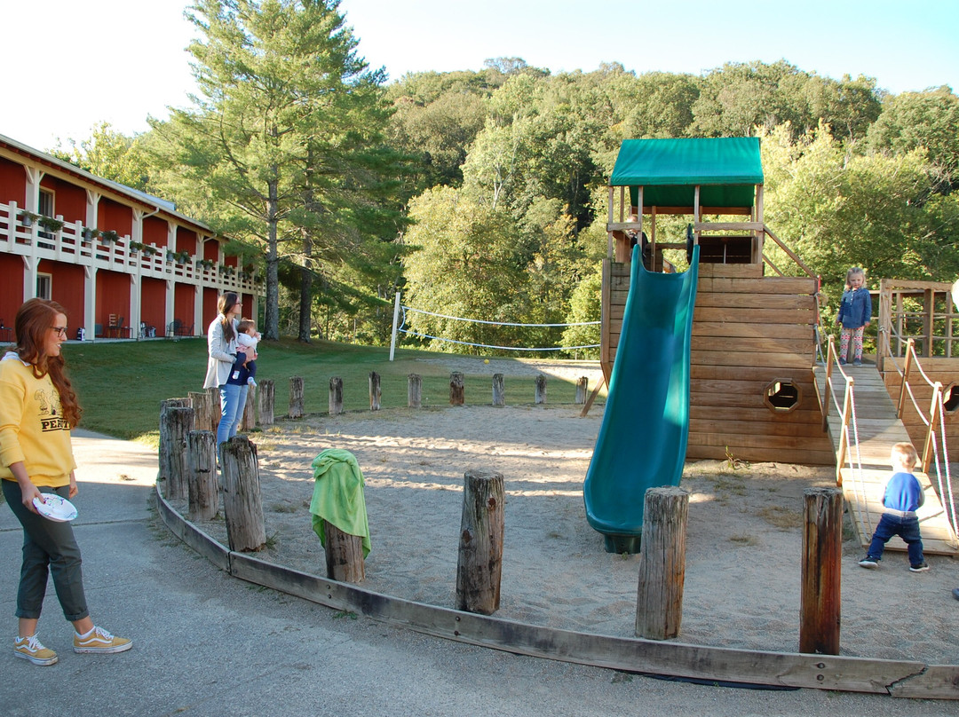 Brown County Inn主图