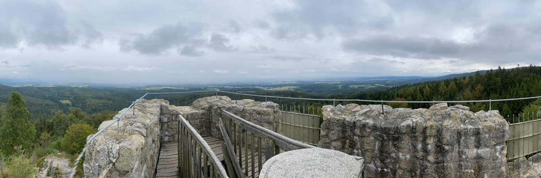 Ruine Weissenstein-Waldershof必去景点