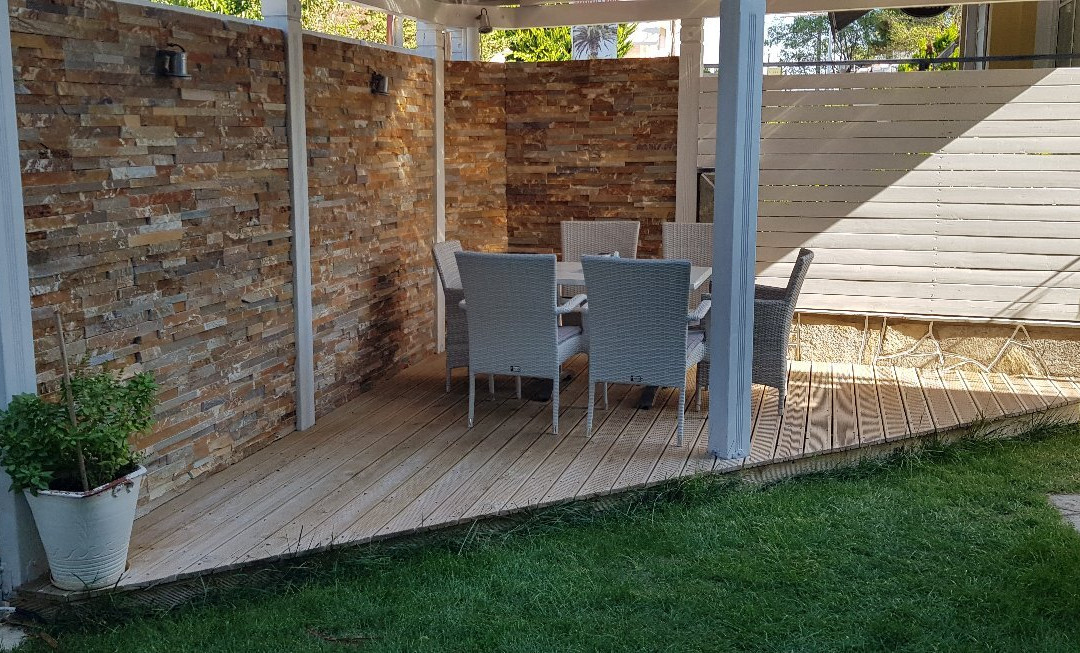 Studios Chrissi主图