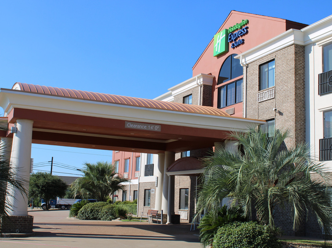 Holiday Inn Express & Suites Fairfield-north By IHG主图