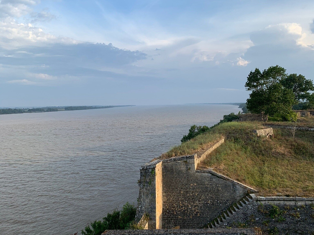 Hôtel Restaurant La Citadelle de Blaye主图