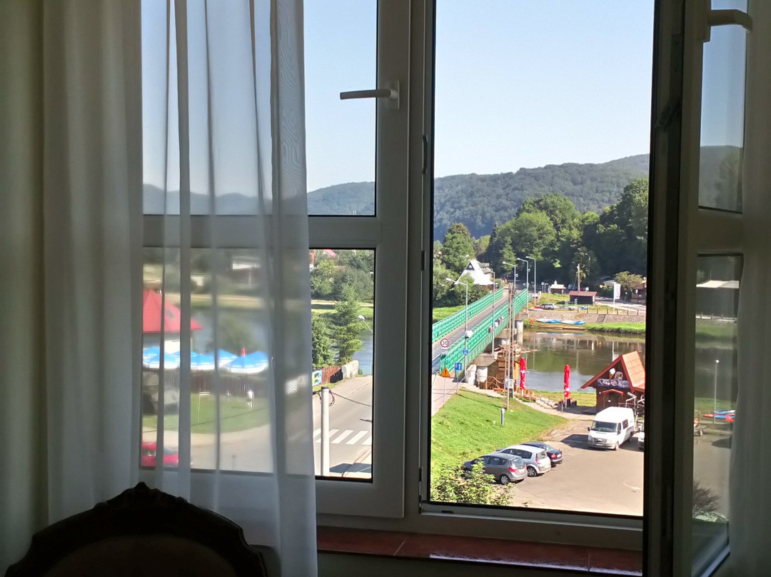 Hotel I Restauracja Bona主图