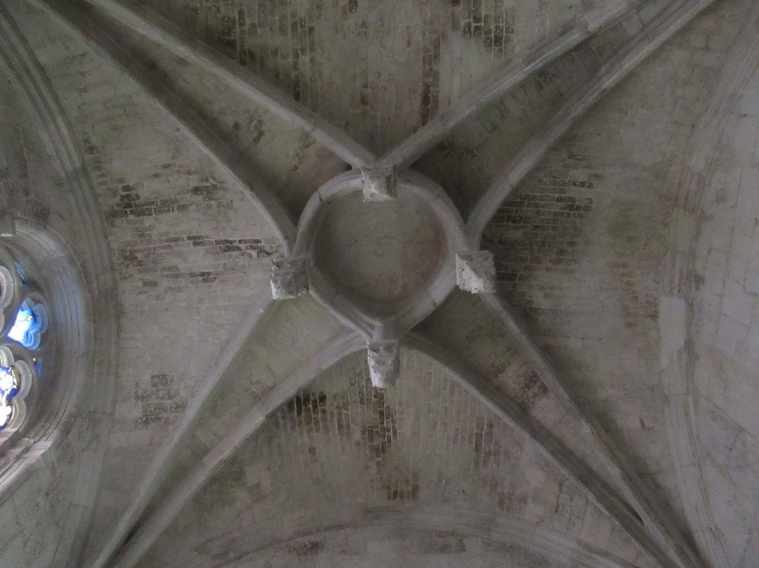 Église Sainte-Marie-Madeleine-Mezieres-en-Brenne必去景点