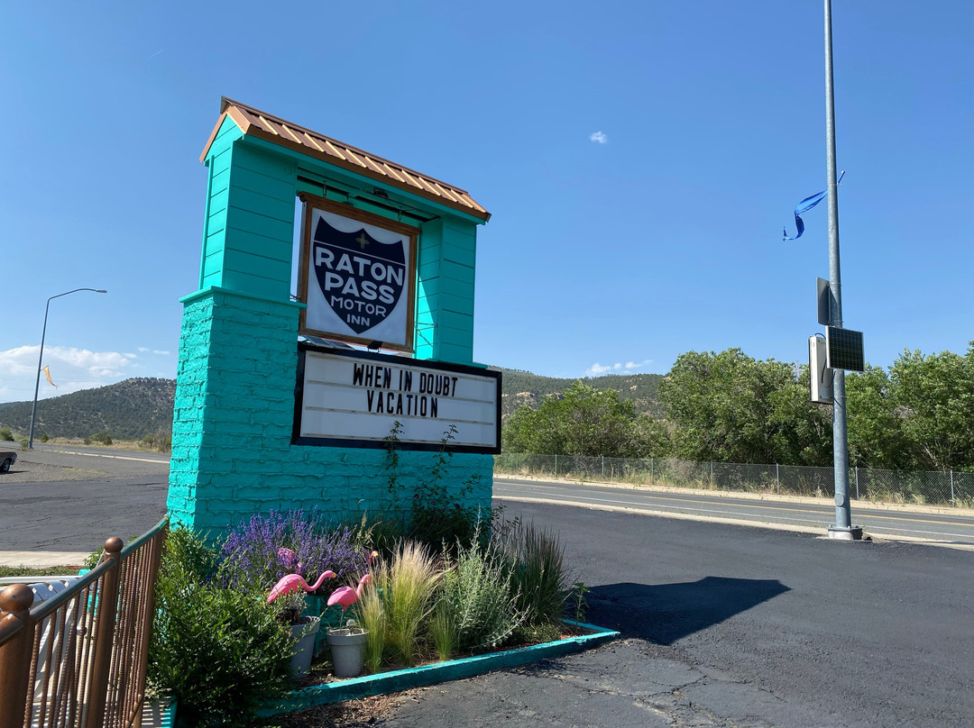 Raton Pass Motor Inn主图