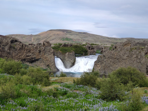 Hjalparfoss-南部地区必去景点