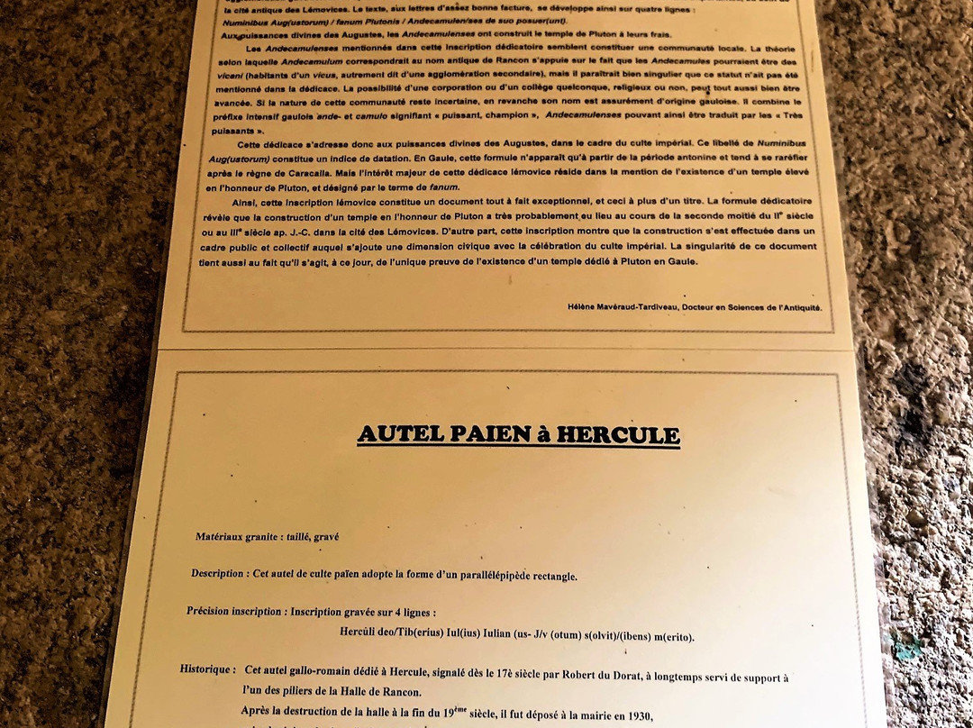 Ancien Cimetière Et Lanterne Des Morts-Rancon必去景点