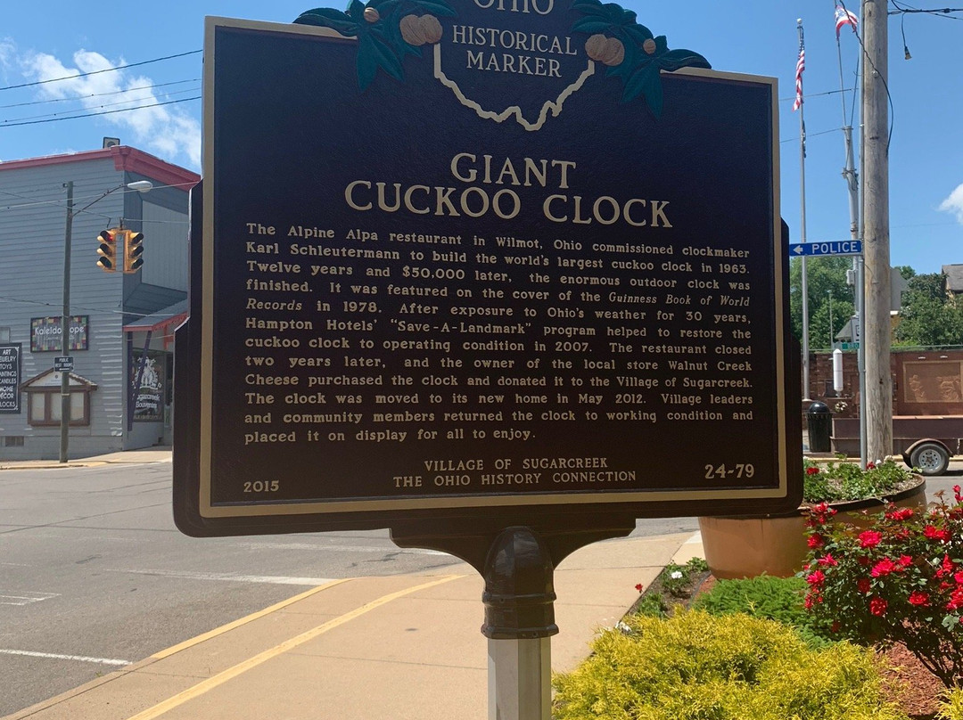 World's Largest Cuckoo Clock景点图片