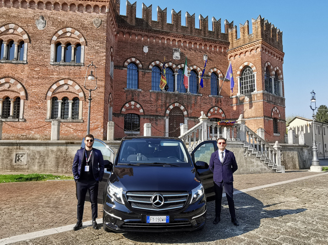 Taxi Gallo Cologna Veneta景点图片