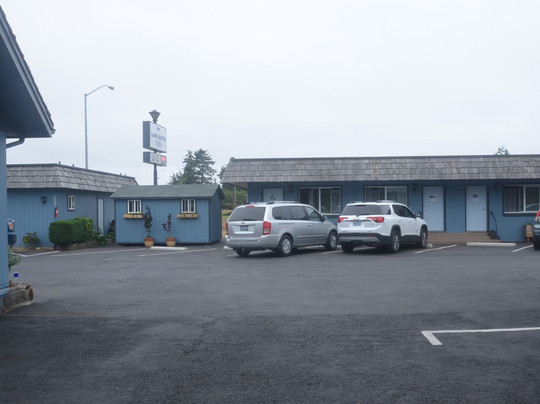 Lamplighter Inn主图