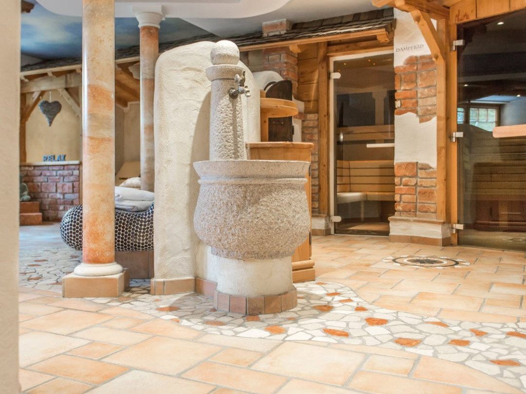 Hotel Gasthof Zum Kirchenwirt主图