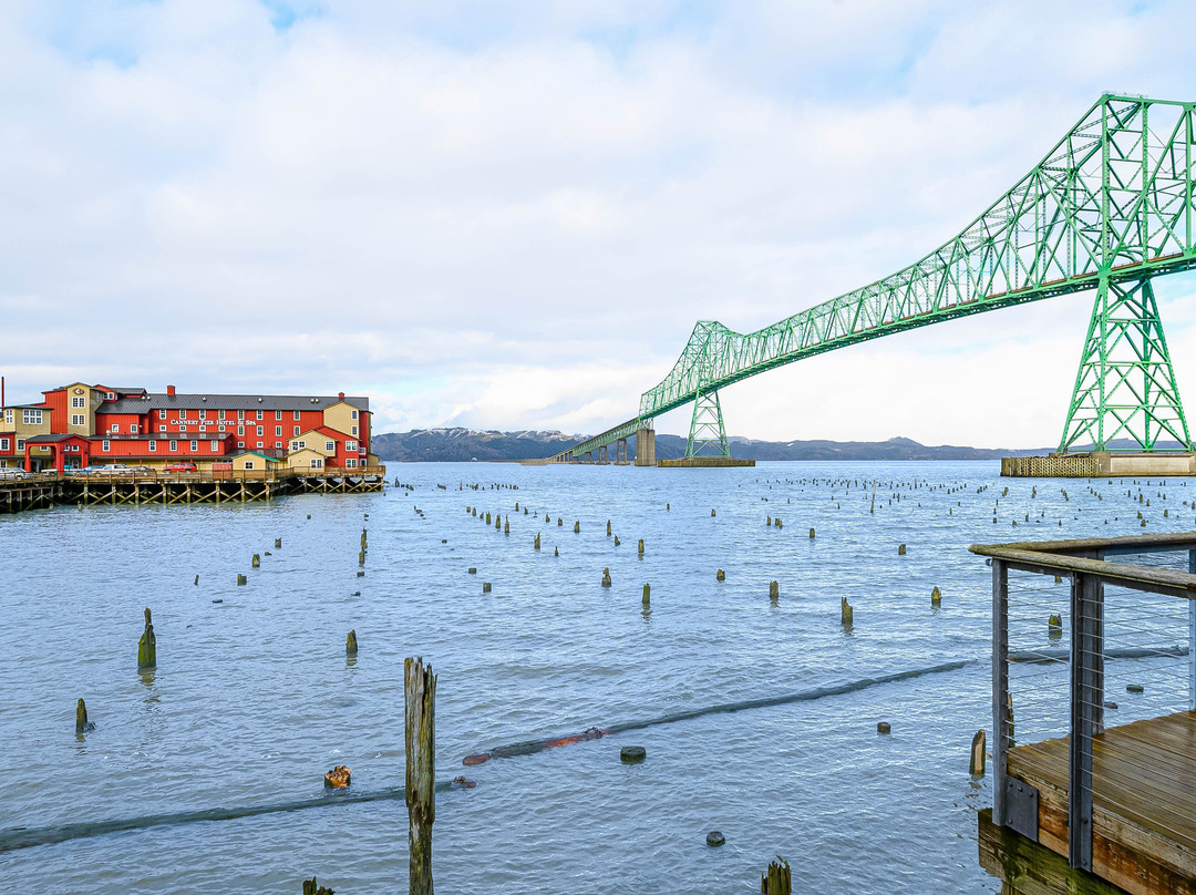 Cannery Pier Hotel & Spa主图