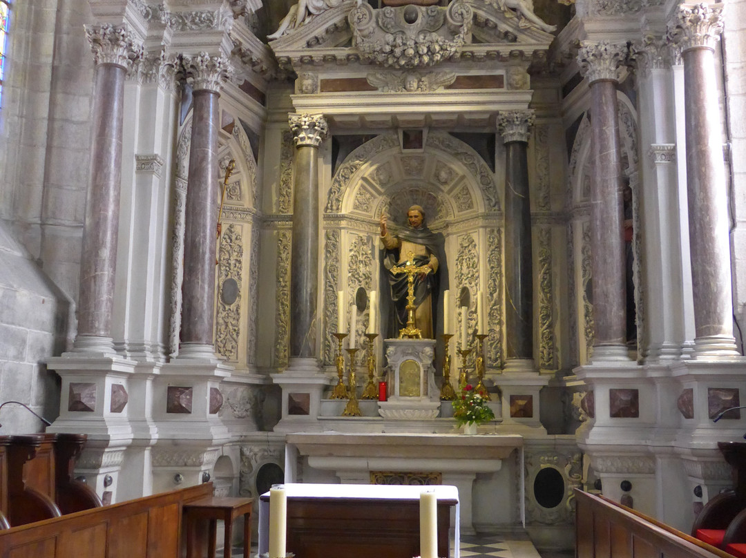 Cathedrale Saint Pierre景点图片