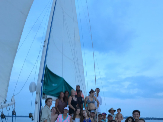 Cetacean Cruises-橙色海湾必去景点