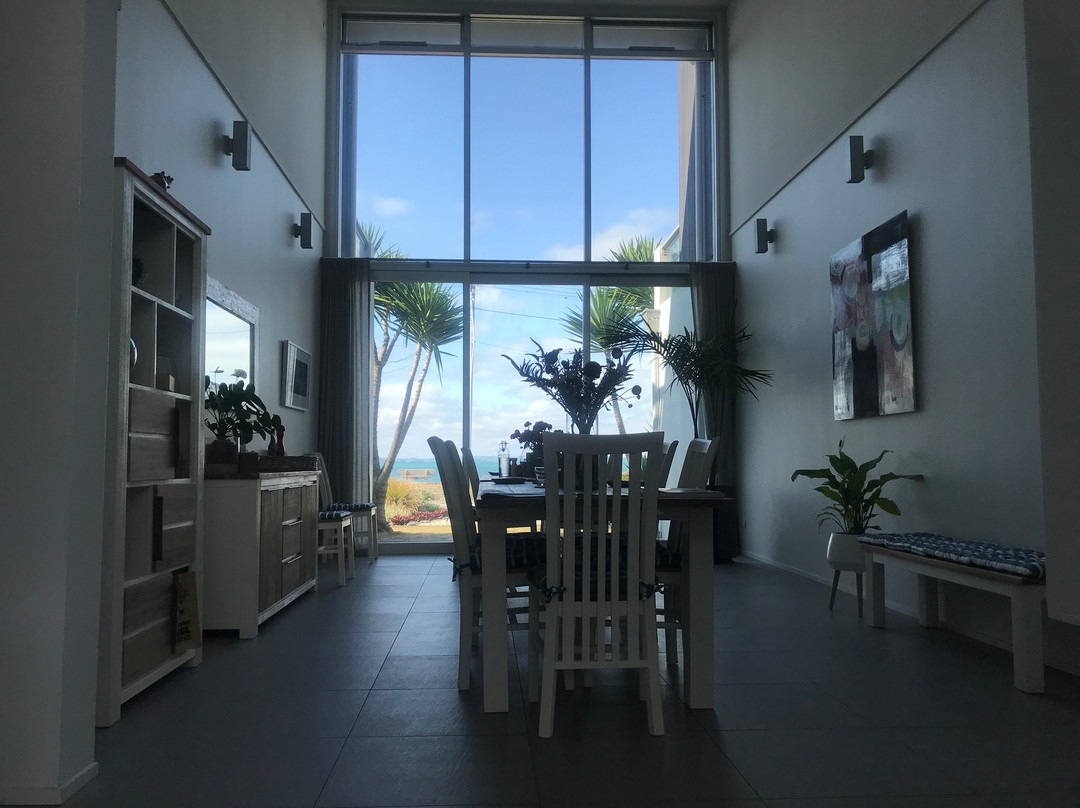 Waiheke Waterfront Lodge主图