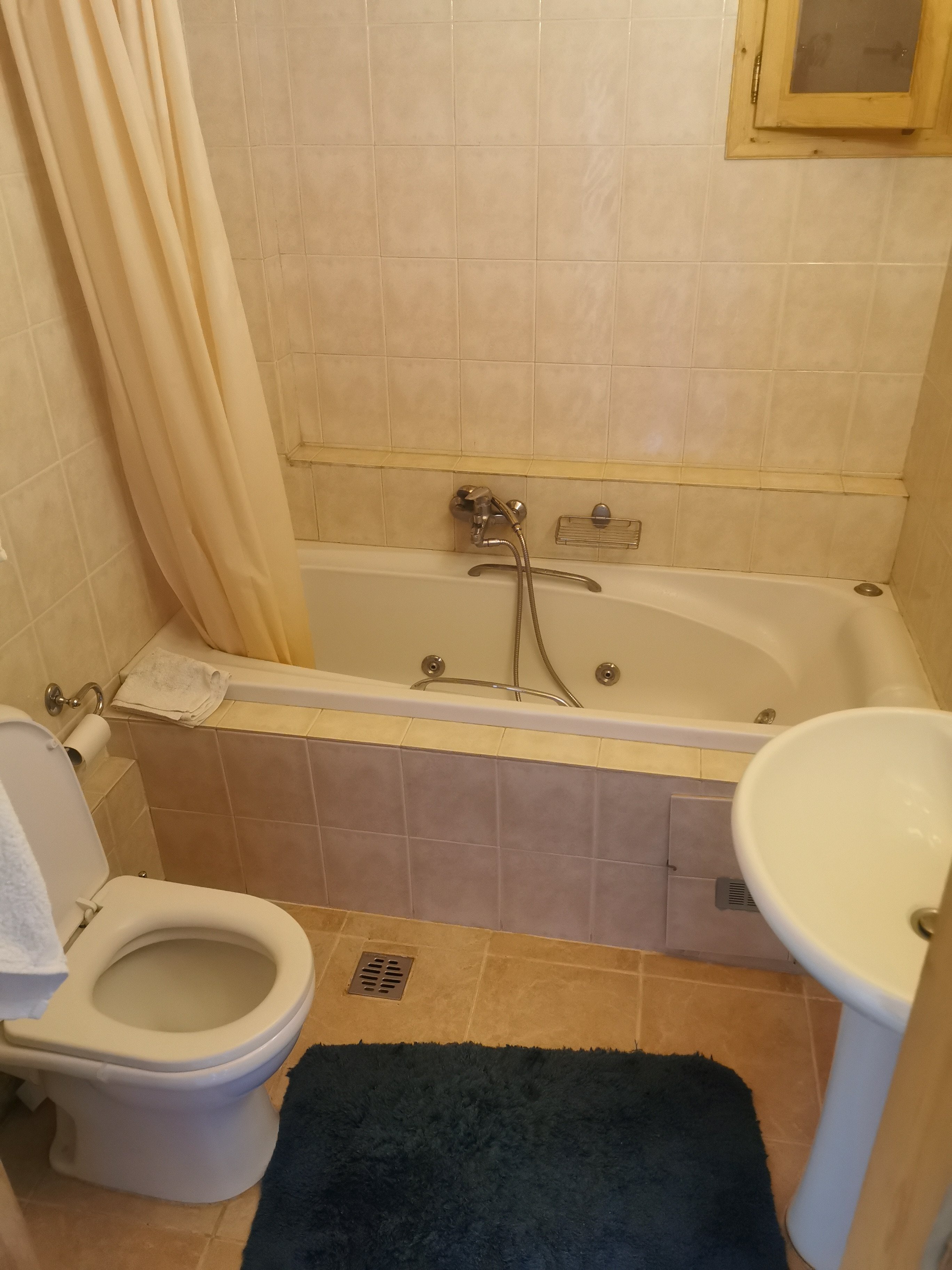 Kyllini Guesthouse-浴室